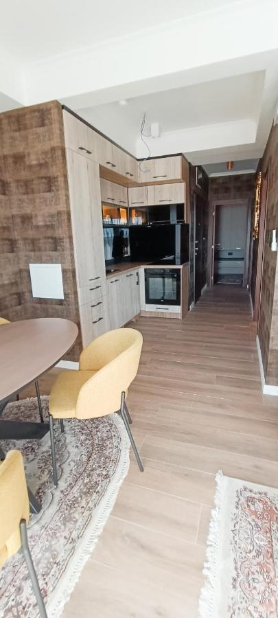 Eden Apartments Tivat Buitenkant foto