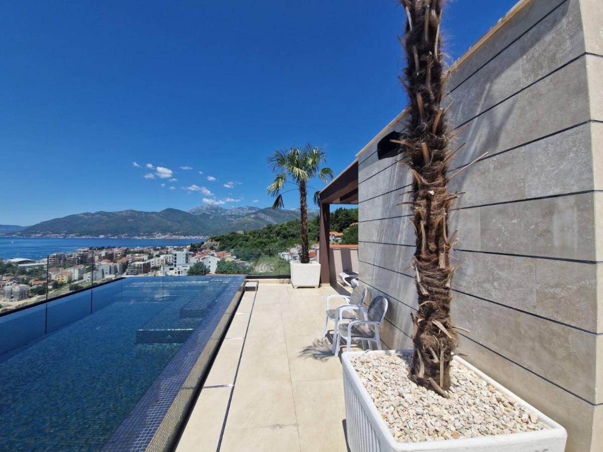 Eden Apartments Tivat Buitenkant foto